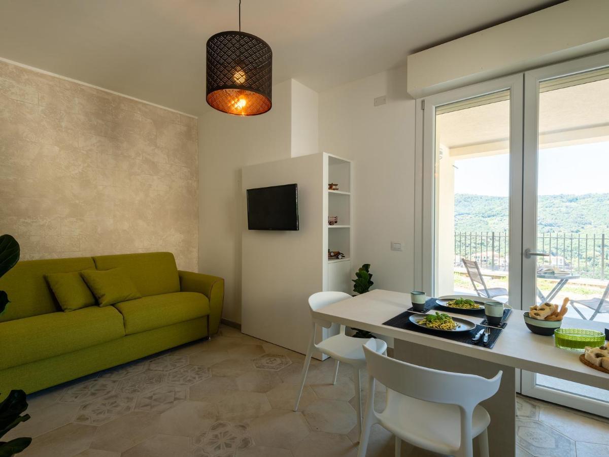 Villa Hanbury With Swimming Pool And Parking In Alassio Dış mekan fotoğraf