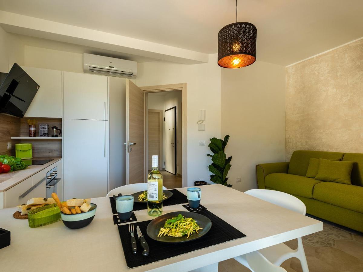 Villa Hanbury With Swimming Pool And Parking In Alassio Dış mekan fotoğraf
