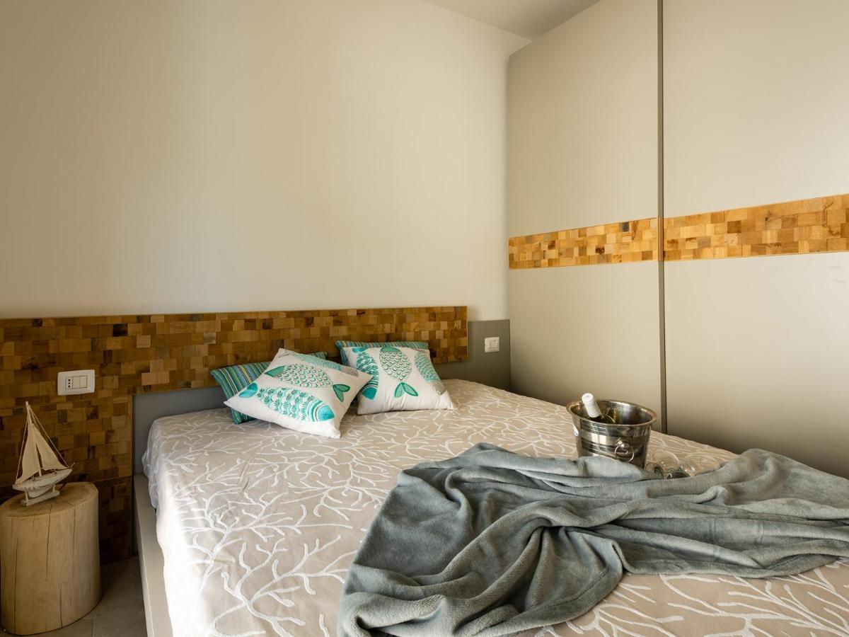 Villa Hanbury With Swimming Pool And Parking In Alassio Dış mekan fotoğraf